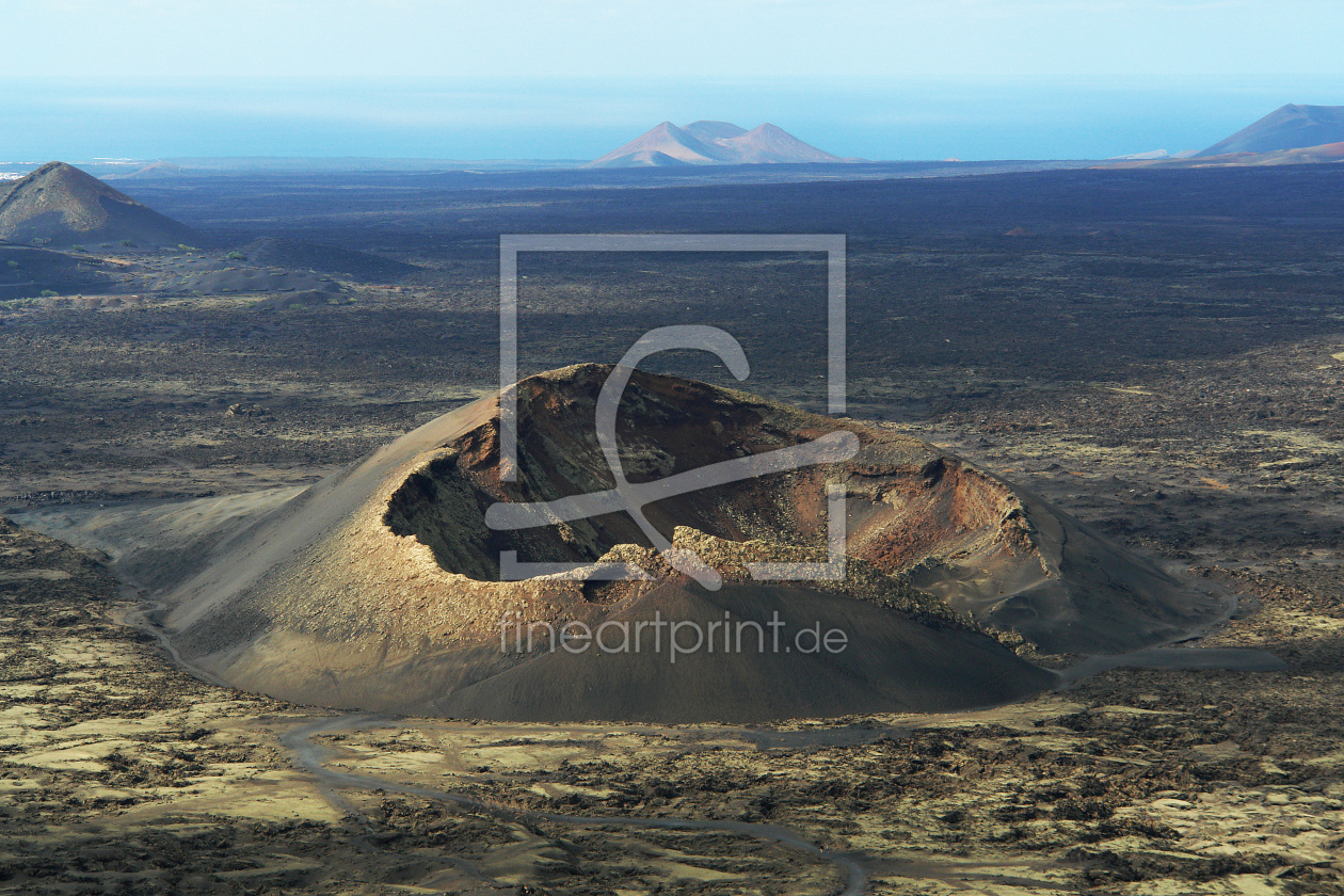 Bild-Nr.: 10015033 Lanzarote, Mondlandschaft mit dem Volcán de Cuervo 2 erstellt von Frank Rother