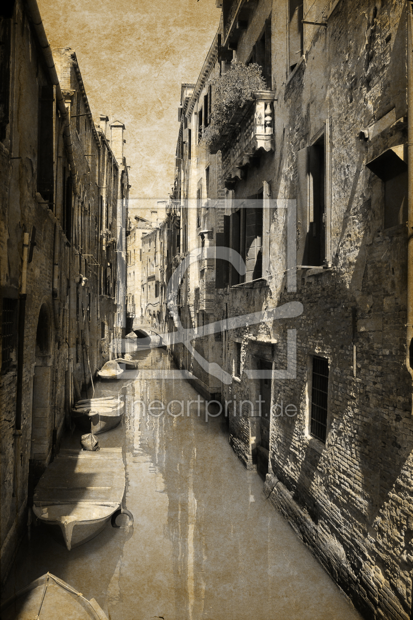 Bild-Nr.: 10493531 Kanal in Venedig sepia erstellt von nadine conrad