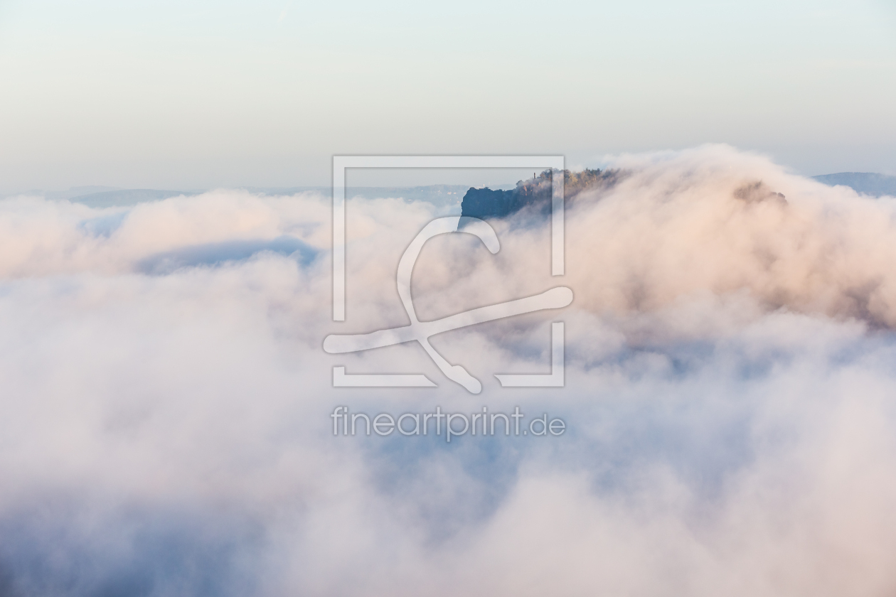 Bild-Nr.: 11854052 Lilienstein im Nebelmeer bei Sonnenaufgang erstellt von Uwe Naumann