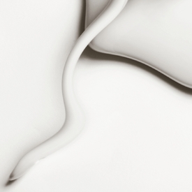 white curves/9768900