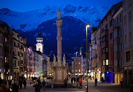 Tirol - INNSBRUCK (nach Regeln des Rechtes am eigenen Bild)/10845129