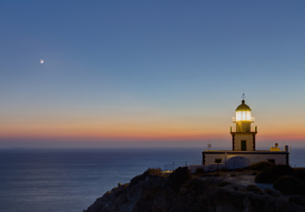 Leuchtturm nach Sonnenuntergang/11342450