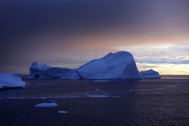 Iceberg in Disko Bay II, Greenland/11709396