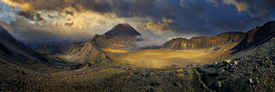 Tongariro South Crater mit Mount Ngauruhoe /12509036