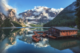 Italien Pragser Wildsee mit Nebel/12796760