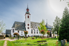 Kirche St  Walburga 49/12817542