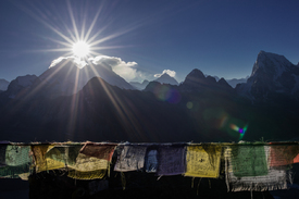 Sonnenaufgang am Mount Everest/11779860