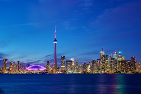 Bild-Nr: 10617474 Illuminated Toronto Skyline Erstellt von: rowiPhoto
