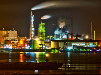 Bild-Nr: 10952087 Fabrik im Duisburger Hafen Erstellt von: Daniel Heine