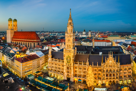 Bild-Nr: 11821193 Marienplatz and Weihnachtsmarkt in Muenchen Erstellt von: Mapics