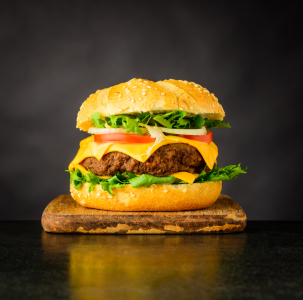 Bild-Nr: 11913644 Cheeseburger Fast Food Erstellt von: xfotostudio