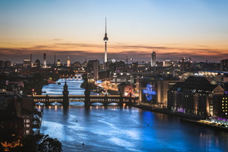 Bild-Nr: 11913662 Berlin - Skyline Panorama Blau Stunde Erstellt von: Jean Claude Castor