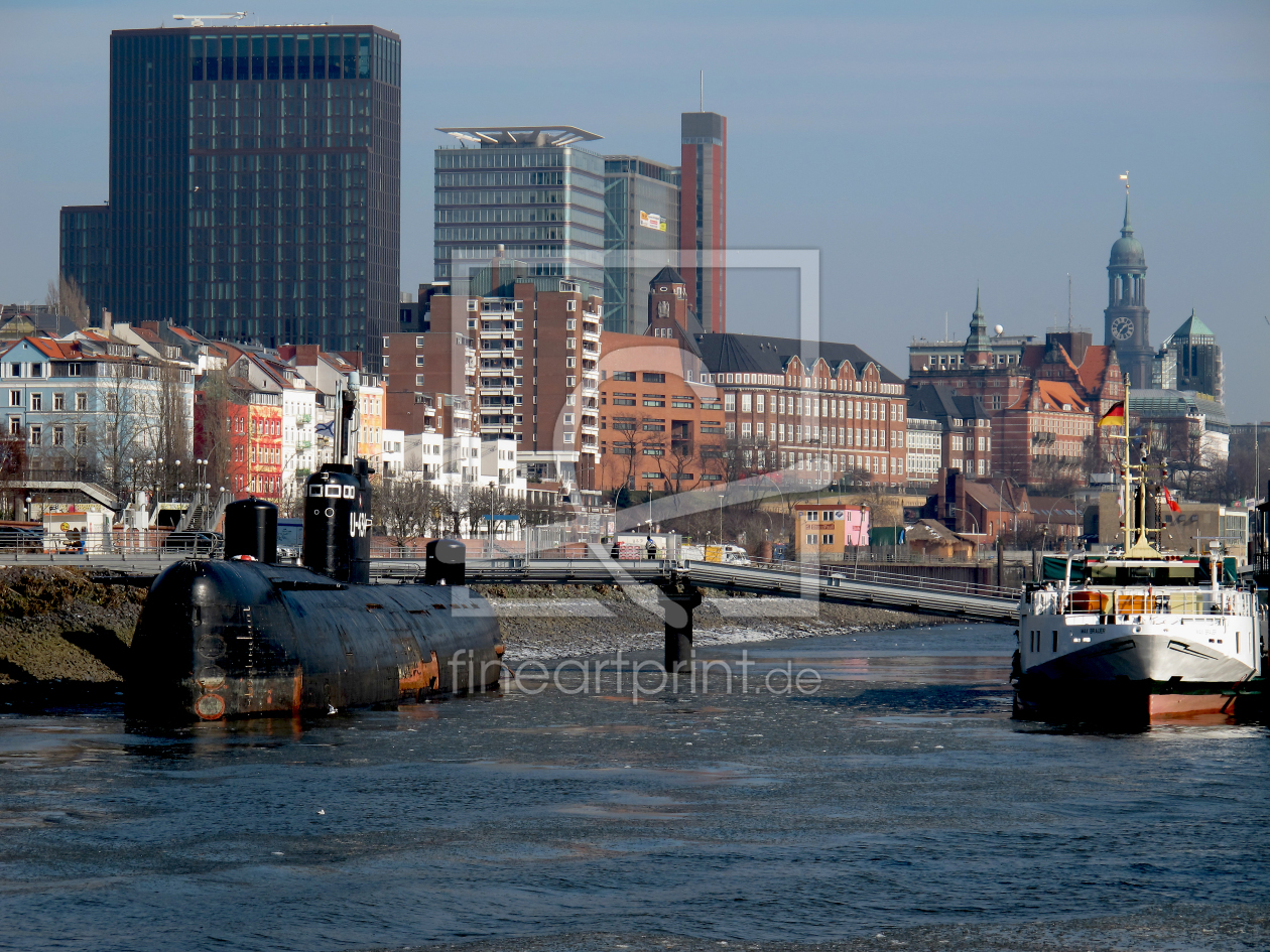 Bild-Nr.: 10014237 U-Boot vor Hamburg gestrandet erstellt von Charabia