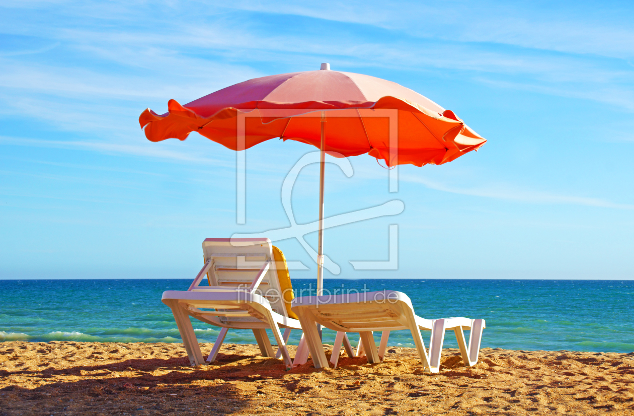 Bild-Nr.: 10261585 Sonnenschirm am Strand erstellt von PhotographybyMK