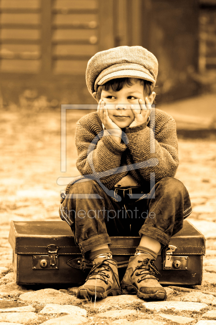 Bild-Nr.: 10485966 Kleiner Junge auf Reisen erstellt von matthias stolt