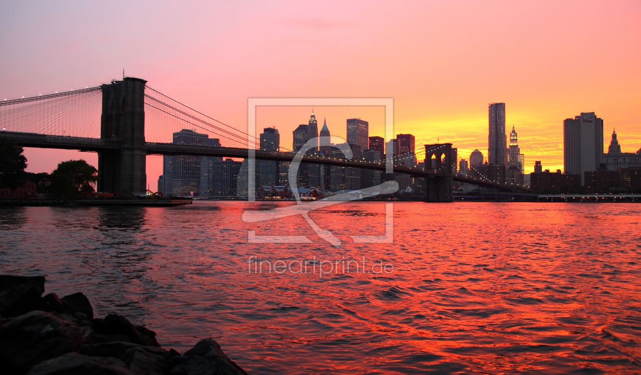 Bild-Nr.: 10486614 Rotes Abendlicht und Brooklyn Bridge erstellt von Buellom