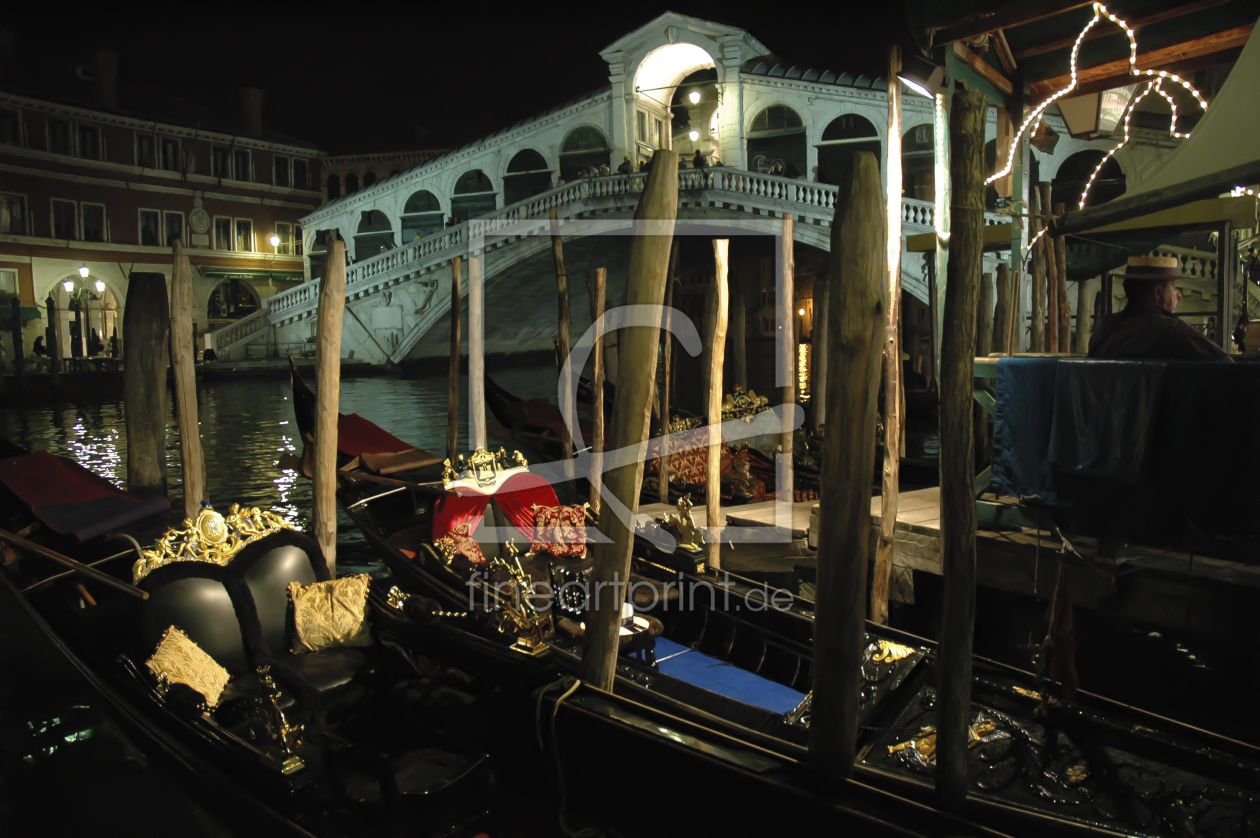 Bild-Nr.: 10640872 Rialtobrücke in Venedig bei Nacht erstellt von Wolfgang Zwanzger