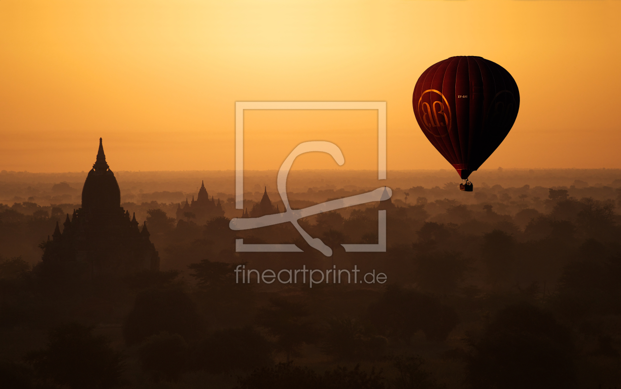 Bild-Nr.: 10658246 Balloon Over Bagan, Myanmar/Burma erstellt von danielgiesenphotography