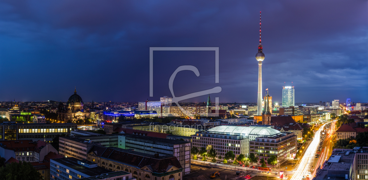 Bild-Nr.: 10666182 Skyline Berlin bei bewölktem Himmel  erstellt von Jean Claude Castor