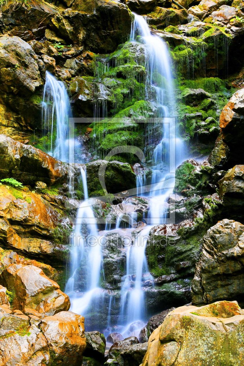 Bild-Nr.: 10672652 Wasserfall erstellt von fotoping