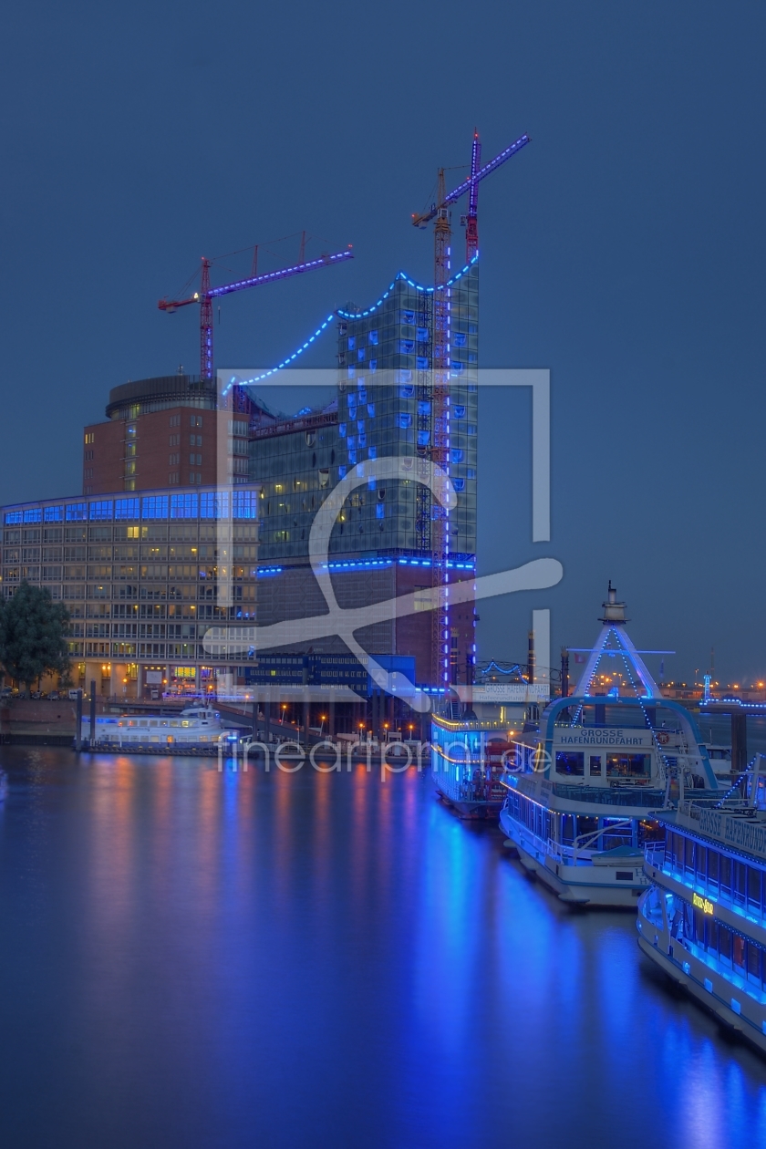 Bild-Nr.: 10681608 Blaue Elbphilharmonie erstellt von ManfredAlt