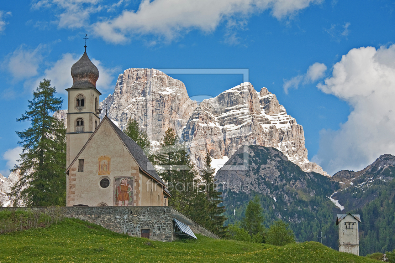 Bild-Nr.: 10743183 Dorfkirche mit Monte Pelmo erstellt von EderHans