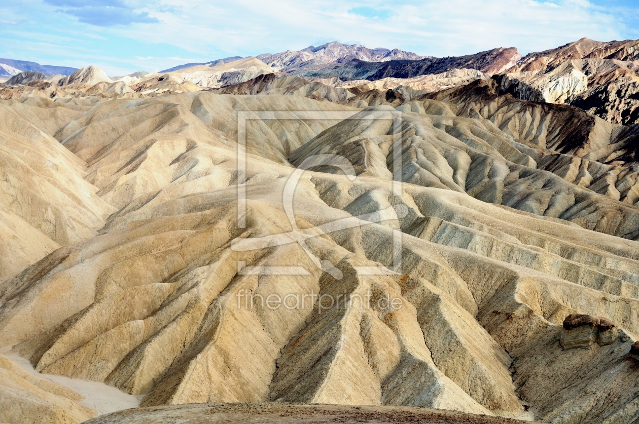 Bild-Nr.: 10808601 Colored Mountain erstellt von Icebeer