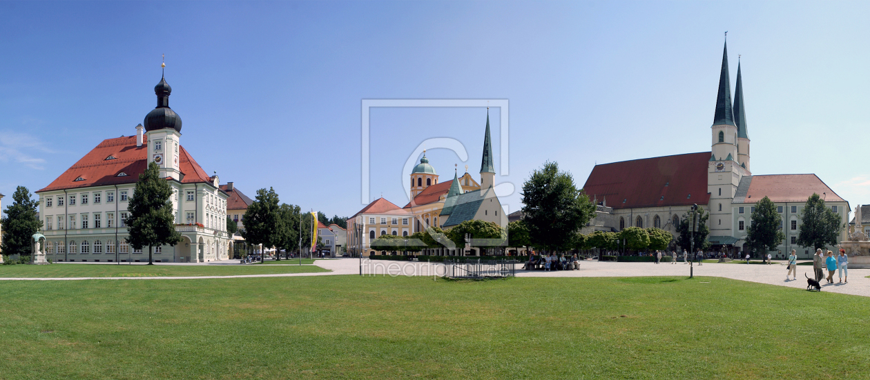 Bild-Nr.: 10816177 Kapellplatz in Altötting erstellt von multi-foto
