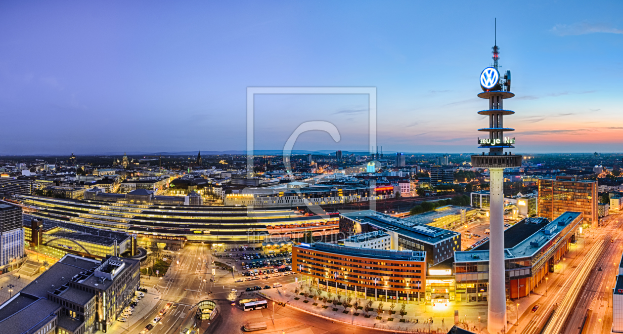 Bild-Nr.: 10923385 Skyline von Hannover zum Sonnenuntergang erstellt von Mapics