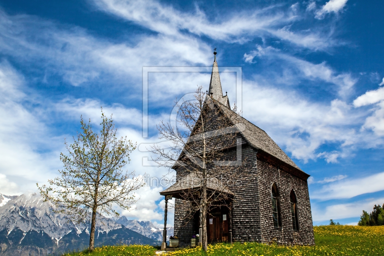 Bild-Nr.: 10927589 Tirol - Karwendel - Holzschindelkapelle erstellt von wompus