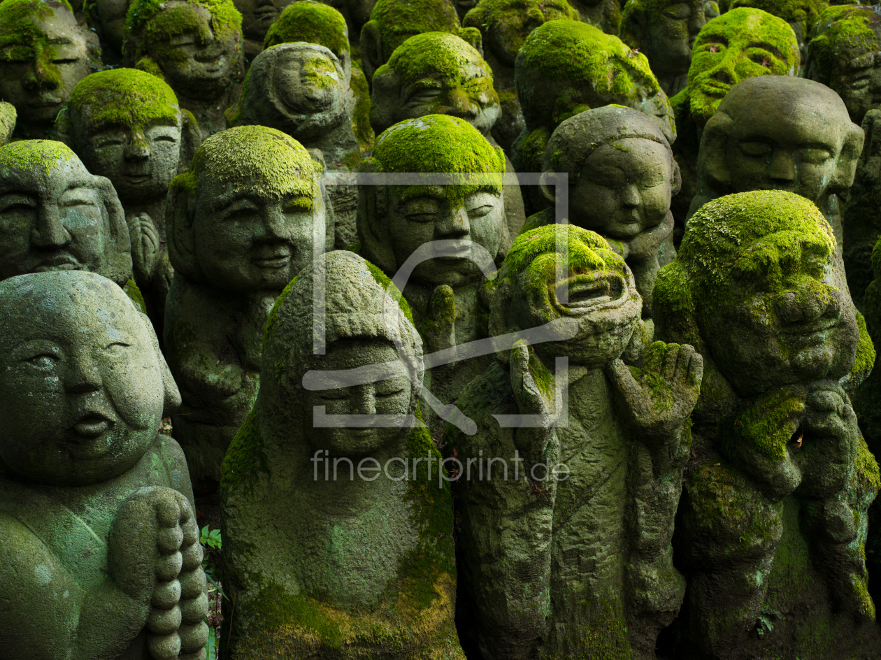 Bild-Nr.: 10940671 Buddhistische Steinfiguren erstellt von eyetronic