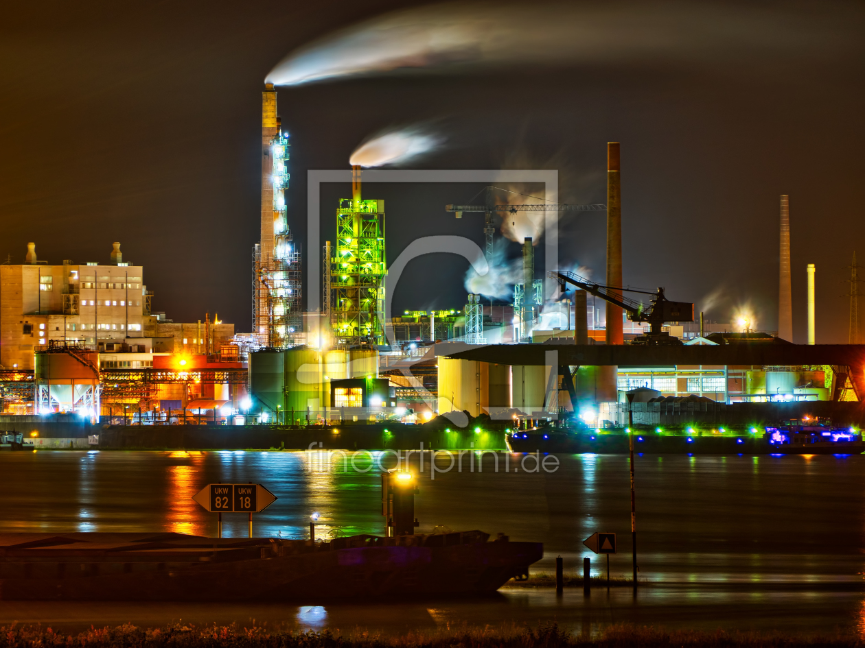 Bild-Nr.: 10952087 Fabrik im Duisburger Hafen erstellt von Daniel Heine