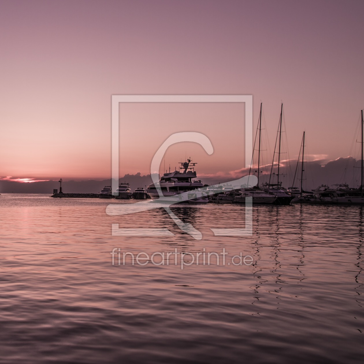 Bild-Nr.: 10993142 Sonnenuntergang am Hafen erstellt von celsus