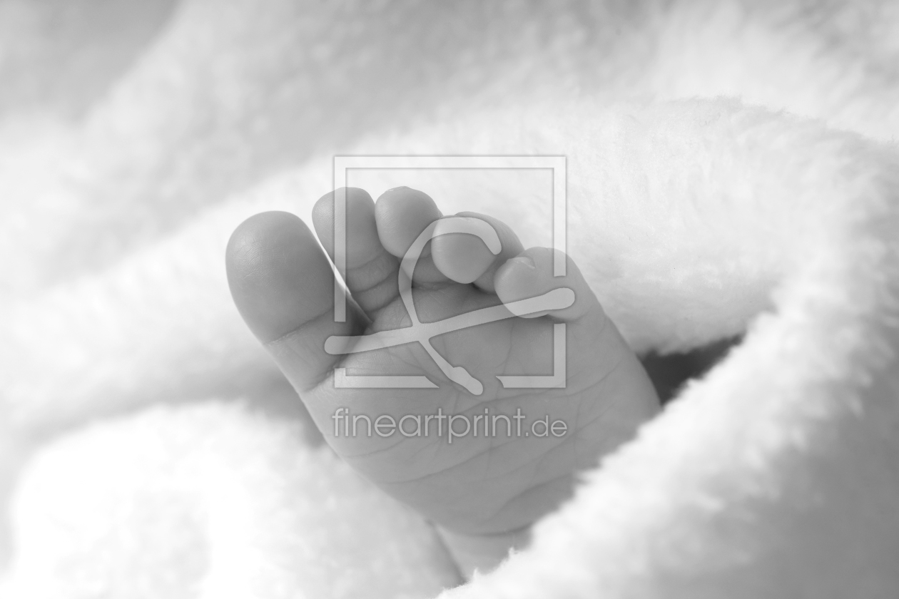 Bild-Nr.: 11038107 Babyfuß in schwarzweiß erstellt von PhotographybyMK