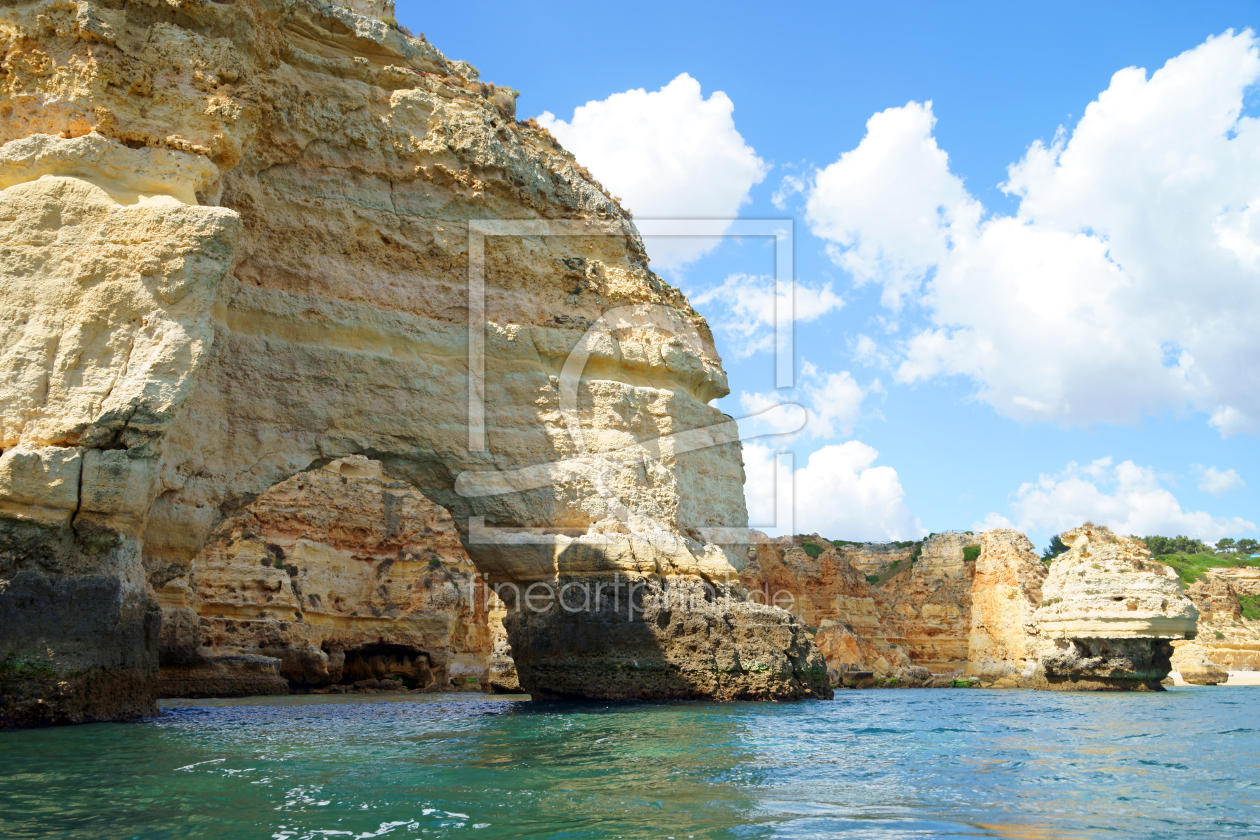 Bild-Nr.: 11038319 Atlantikküste mit Grotten in Portugal erstellt von PhotographybyMK