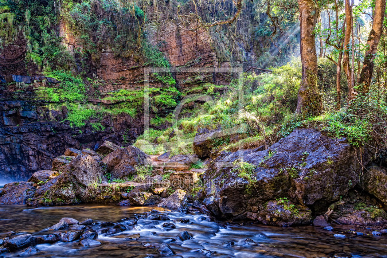 Bild-Nr.: 11077513 Mystic Beam at Lonecreek Falls - South Africa erstellt von TomKli