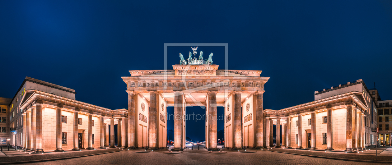 Bild-Nr.: 11130094 Berlin Brandenburger Tor Panorama zur blauen Stunde erstellt von Jean Claude Castor