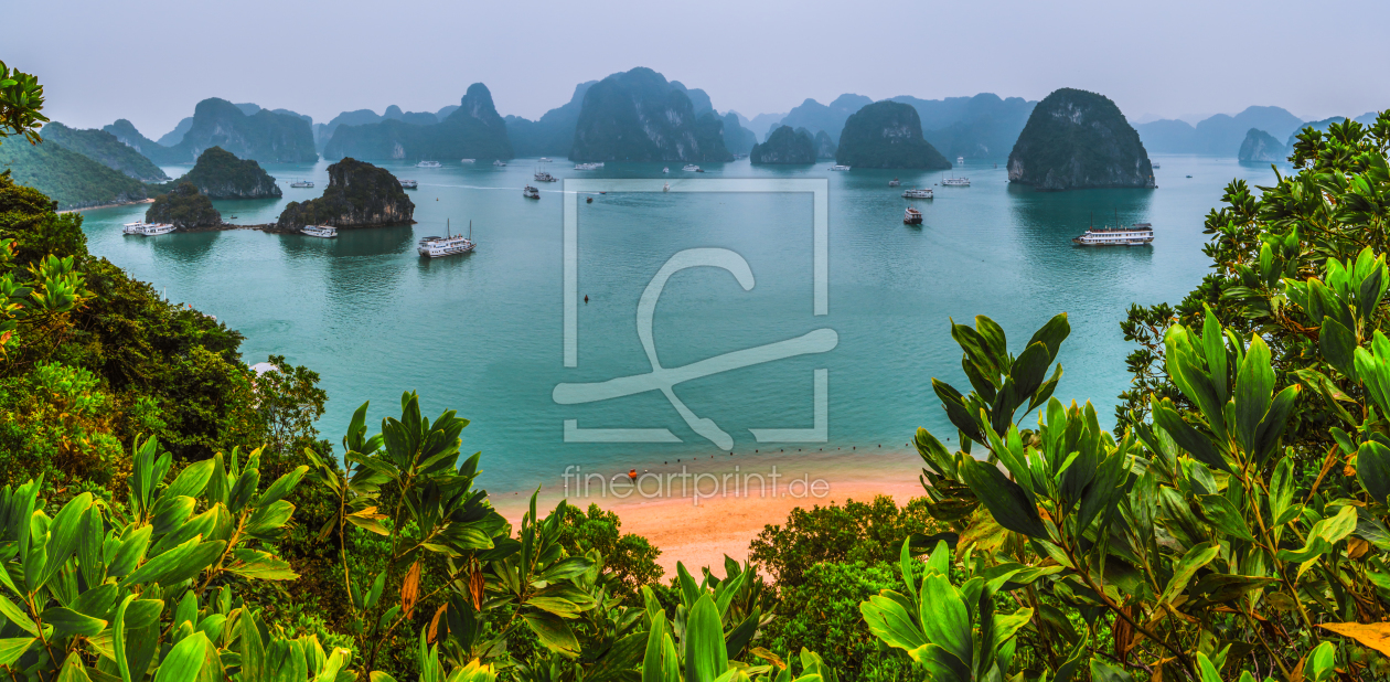 Bild-Nr.: 11166748 Vietnam - Halong Bay Panorama erstellt von Jean Claude Castor