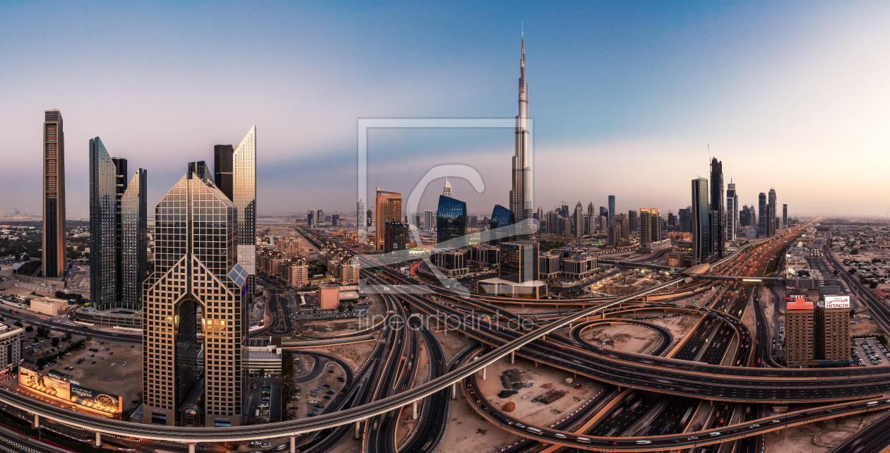 Bild-Nr.: 11242890 Dubai - Burj Khalifa Panorama bei Sonnenuntergang erstellt von Jean Claude Castor