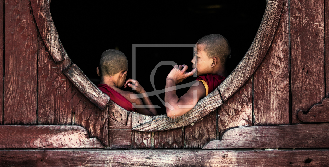 Bild-Nr.: 11364540 Burma - Reflektierende Mönche erstellt von Jean Claude Castor