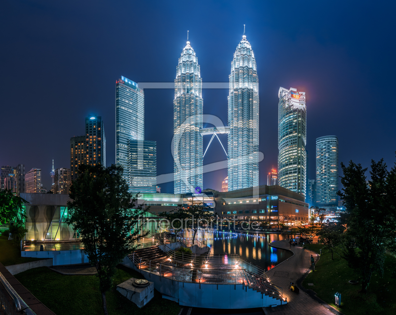 Bild-Nr.: 11423817 Malaysia - Kuala Lumpur Skyline KLCC erstellt von Jean Claude Castor