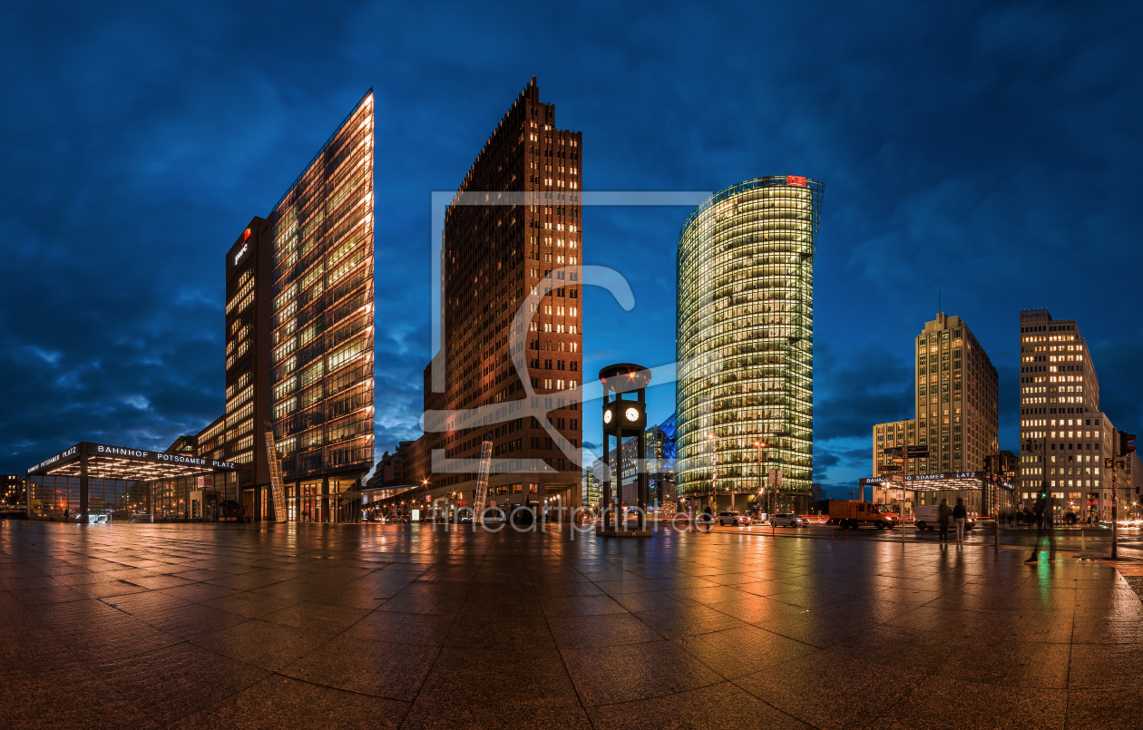 Bild-Nr.: 11439341 Berlin - Potsdamer Platz Panorama zur blauen Stunde erstellt von Jean Claude Castor