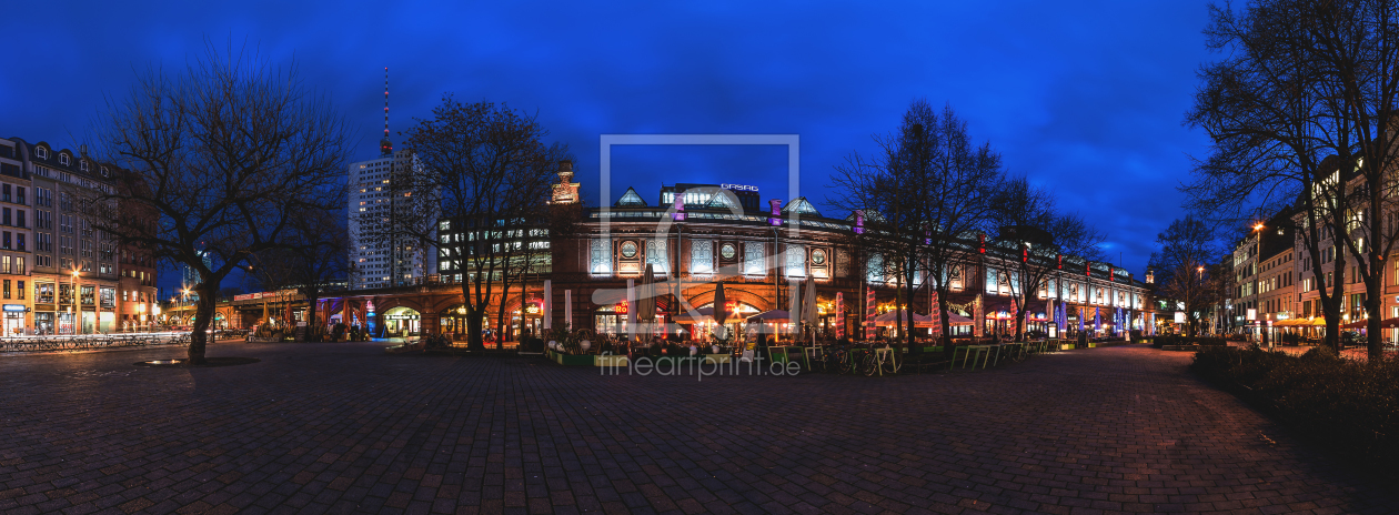 Bild-Nr.: 11445184 Berlin - Hackescher Markt Panorama zur blauen Stunde erstellt von Jean Claude Castor