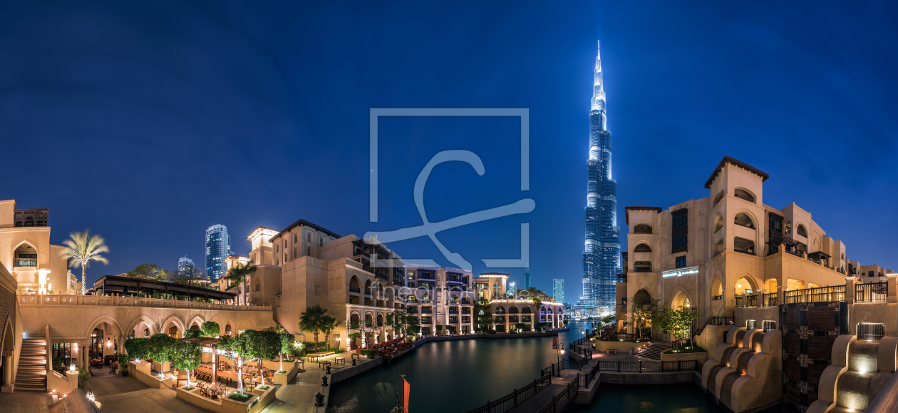 Bild-Nr.: 11464552 Dubai - Burj Khalifa Panorama zur blauen Stunde erstellt von Jean Claude Castor