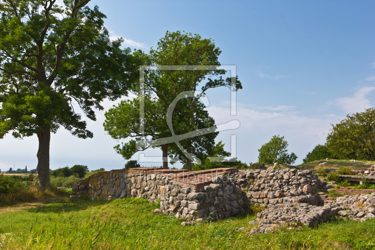 Bild-Nr.: 11468756 Baum an der Schlossruine Søborg 4 erstellt von Anja Schäfer