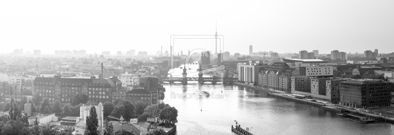 Bild-Nr.: 11475170 Berlin - Skyline Mediaspree mit Oberbaumbrücke Panorama Schwarz Weiß erstellt von Jean Claude Castor