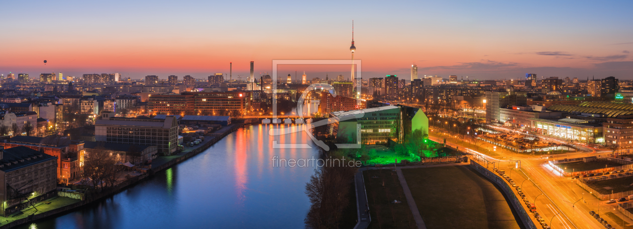 Bild-Nr.: 11480515 Berlin - Skyline Panorama Eastside Gallery zur blauen Stunde erstellt von Jean Claude Castor