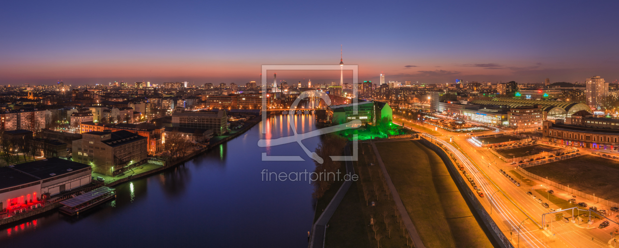 Bild-Nr.: 11480519 Berlin - Skyline Panorama Eastside Gallery bei Nacht erstellt von Jean Claude Castor