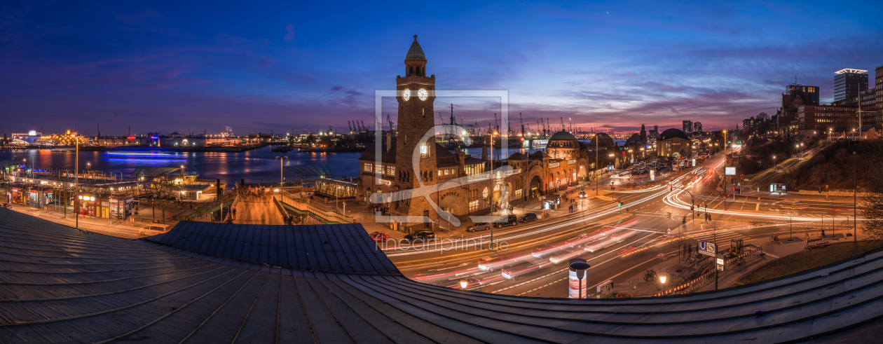 Bild-Nr.: 11488747 Hamburg - Landungsbrücken zur blauen Stunde Panorama erstellt von Jean Claude Castor