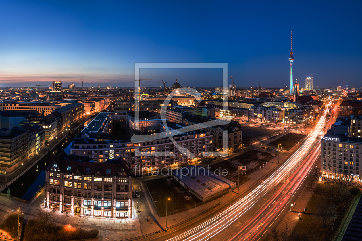 Bild-Nr.: 11494025 Berlin - Skyline Panorama zur blauen Stunde  erstellt von Jean Claude Castor